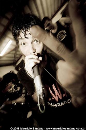 dfpratudo's profile picture. Para tudo na vida há uma letra ou um trecho de uma música do Dead Fish.