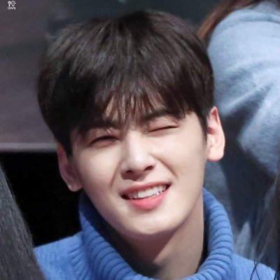 Tềnh iu to đùng mang tên Cha Eunwoo❤️