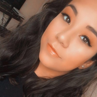 IzaguirreLauren's profile picture. yea… its been a minute