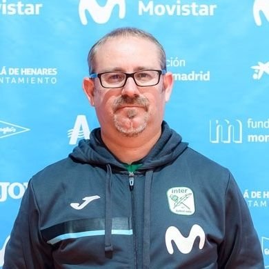Entrenador de futsal nivel III, InterMovistar JDH. Profesor de futsal Esc. FFCM. Director Deportivo por la RFEF. Colaborador cadena SER.