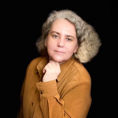 My name is Myroslava. I am a Dr. Sc. of Economics and #NFT Crypto Artist. She/Her.
Creator of @GouachePunks at @hicetnunc2000
