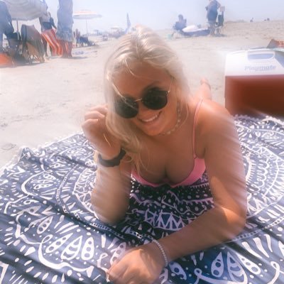 ✷✩T A Y L O R ✩ ✷ Profile