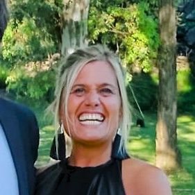 camu2112's profile picture. Comunicadora Social. Disfruto de hacer lo que me gusta.