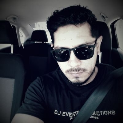 CRobert10844384's profile picture. x