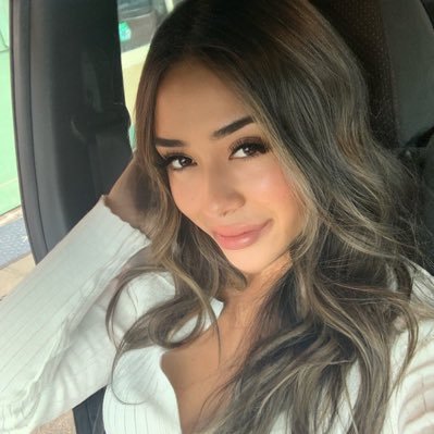 TamesMomo's profile picture. I just let the keys open doors 🗝