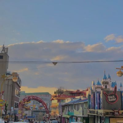 e1fAQtVp5M1JZos's profile picture. 