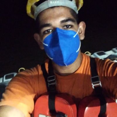 ivan_ruizdiaz's profile picture. la juventud es época de siembra no de cosecha