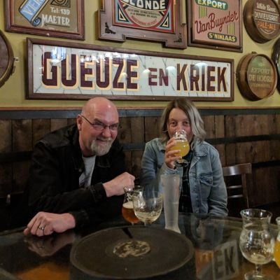 Belgian beer obsessives and Co founder of Siris beer festival, partners in 2 knives bar and kitchen.  A recent  passionate veg grower!