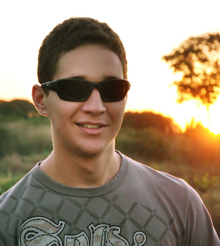 Baterista atuante no cenário musical de Ji-Paraná , natural de Recife PE,morando atualmente em Ji-Paraná RO
