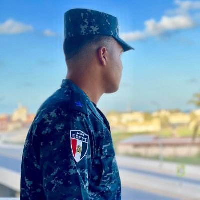 Marine ⚓ officer 👮⭐
Love of the sea 🌊
البساطة أن تكون مختلف بشكل جميل .... 😉❤