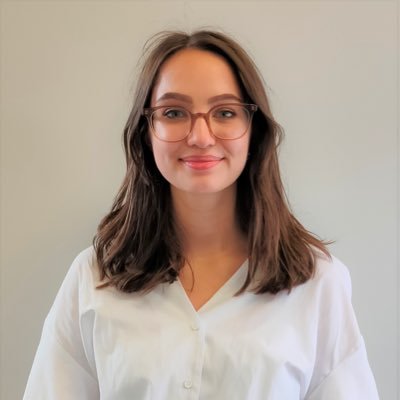 KaraBTSLT's profile picture. she/her