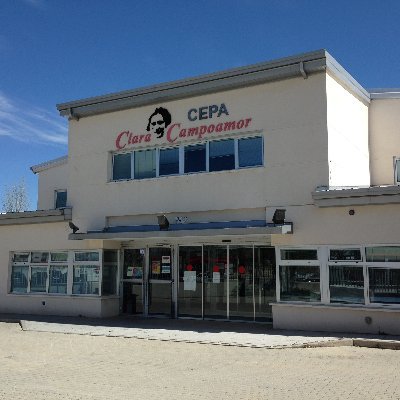 ESCUELA DE ADULTOS DE AZUQUECA DE HENARES. Impartimos enseñanzas iniciales, ESO, Acceso a la Universidad, Informática , Idiomas...y mucho más.