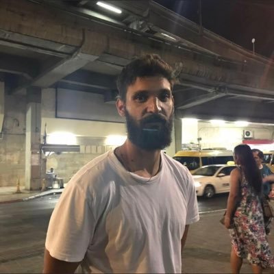 GidonLando's profile picture. 