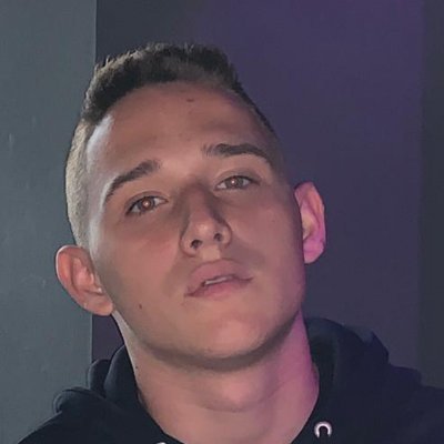 txx1c_zF's profile picture. Movie Awping
