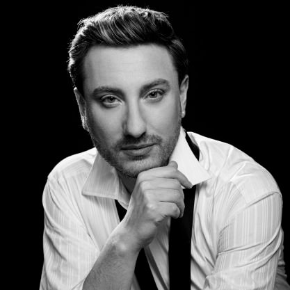 Welcome to Francesco Santoli's official Twitter page ! •Tenor •Opera singer •Concert singer •Musicologist •Professor •Researcher •Love of Italian Belcanto❤