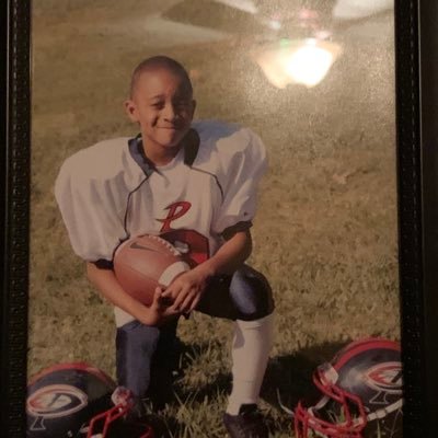 GOD First | 6’0 165lbs | 3.86 GPA | Cornerback @HolmesccFB