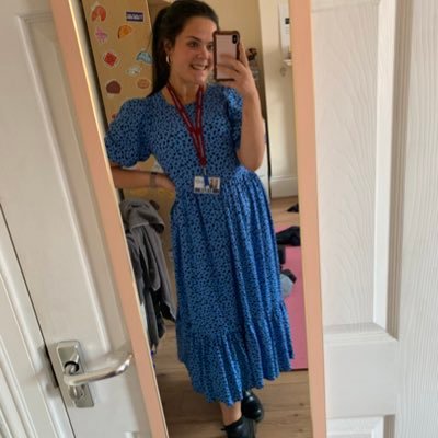 ElizaScott97's profile picture. She/her 🌈 LGBTQ+ group leader || Secondary English Teacher 👩🏻‍🏫 || Lover of all things Books 📚 || Passionate about inclusion💕