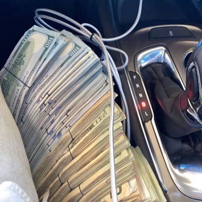 We online 24/7 doin top discreet shipping and delivery worldwide just hit our dm let’s do this 💨💨☘️☘️+1(714)455-9030 @tiikis_lamar420