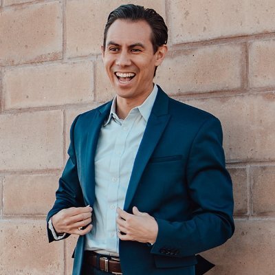 I do lots of stuff! But you're probably looking for this:
Sr. Solutions Consultant @Oracle
LinkedIn: https://t.co/g1z1WIusdI.
**Opinions are my own**