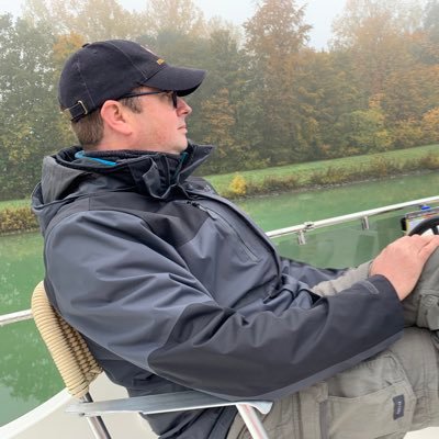 _toM_G's profile picture. 