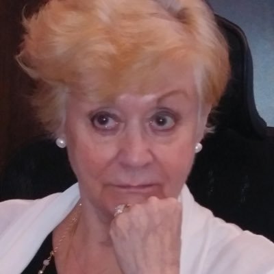 Diana Barrar full time Hypnotherapist Since 1971 High Success Rate helping people stop smoking, lose weight, reduce stress and remove fears and phobias, etc.