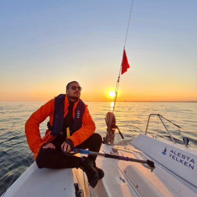 mtlaik's profile picture. ⚓️