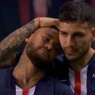 🇲🇫🇨🇬
Ici c'est Paris dans la victoire comme dans la défaite