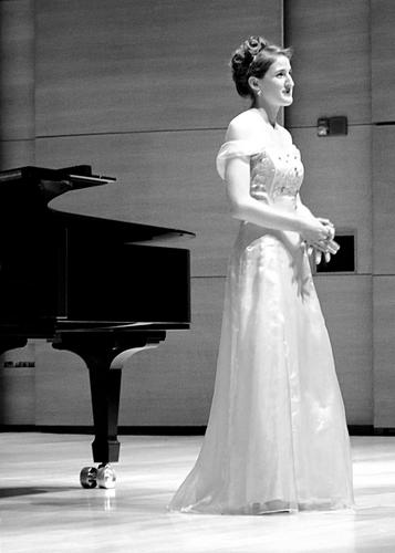 AriaRenata's profile picture. Opera, yoga, homeopathy, German verbs, and pearl earrings.