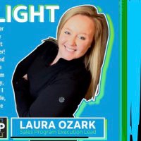 ๐๐๐ฆ๐ฃ๐ ๐๐ซ๐๐ฃ๐ (@lauraozark) 's Twitter Profile