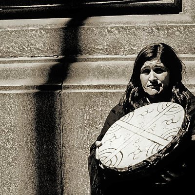 Hugo Catalán Flores, Revista Maestra Vida. Egresado Derecho, casi Antropólogo, director en @ODCchile, miembro @codepuchile fotógrafo ocasional.