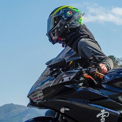 yukikaze_HYBS's profile picture. 基本バイク・キャンプしてます🍵
走ったこと無い道走りたい