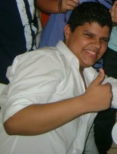 De tanto eu te falar, você subverteu o que era um sentimento e assim fez dele razão pra se perder no abismo que é pensar e sentir!!