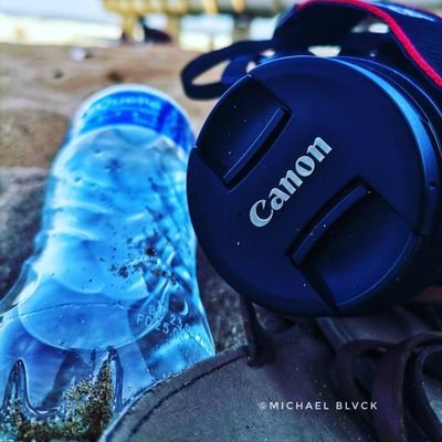 Photography
Pictures 📸 
Art 🎨 
Memories 🎞️
IG :michaelblvck_
Just a photographer on the rise. Let's work.