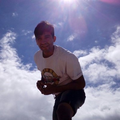 FabioArpires's profile picture. sonreir