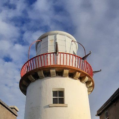As one of the founding members of the ‘Great Lighthouses of Ireland’, Valentia lighthouse is a must-see
attraction on The Wild Atlantic Way and Skellig Coast.