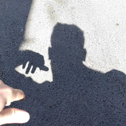 Enerzhi's profile picture. 