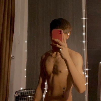 Moss4su3's profile picture. คนรักกันอยุ่ที่การพิสูตร ของเวลาถ้าทพได้เอาหัวใจ ของฉันไปเลย