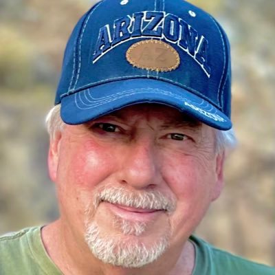 US Army veteran & Hollywood hills transplant. #ASU. Into photography, surfing, astronomy, archaeology and music. 🏄♂️💫🎶 Aspiring aspirer. AZ 🌵🐍/ CA 🌊🏄