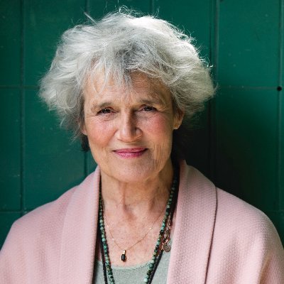 Rebalancer, schrijfster van o.a. Vrienden worden met je lijf, Kom uit je hoofd en In 9 stappen naar innerlijke bloei.