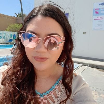 MeliissaNunez's profile picture. Psicóloga y lectora compulsiva.