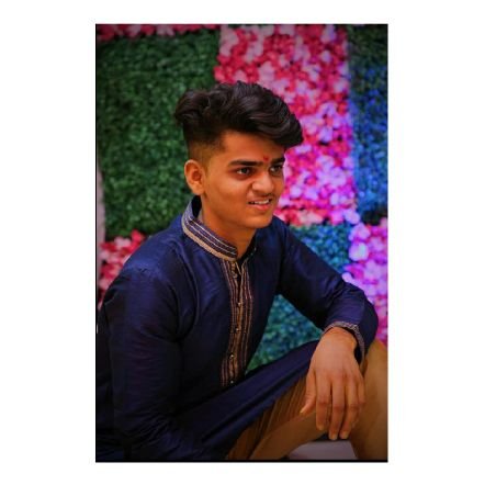 SahilRa01754283's profile picture. जय शिवराय 🚩
आयुष्य मिठासारखं असावं
जास्त महाग नसावं आणि महत्वाचं असावं...🙏