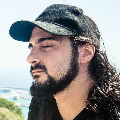 Periodismo, Antropología y Música.
Comunicación y Marketing Digital.
Producción Discográfica.
Futuro autor del libro