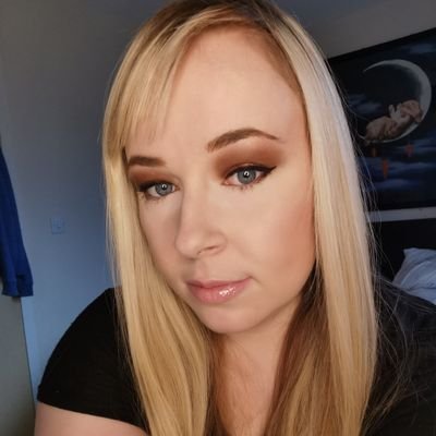 LauraDwyer170's profile picture. 