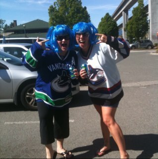 lorerooney's profile picture. 