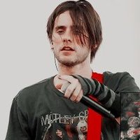 ๐๐๐๐ญ๐ซ๐ข๐ณ (@echelobia) 's Twitter Profile