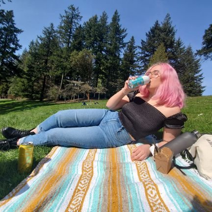 ashley272678's profile picture. 💖 Self love after an eating disorder                      
  🦄 Psychology major