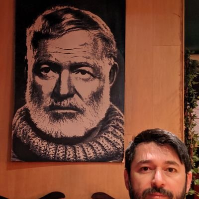 De todo: música, películas, arte, libros, y mucho juguito de odio. De los últimos Chuquicamatinos vivos (ni tan así, pero pa' darle color).
Palestina Libre 🇵🇸