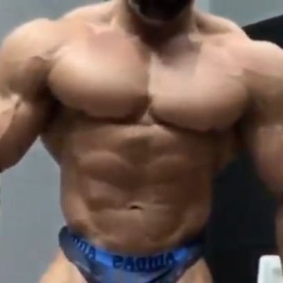 Muscle Fetish. I post to save what I like. 

Open to DMs 📩 

not me in profile pic🥲

help my growth journey 👇👇