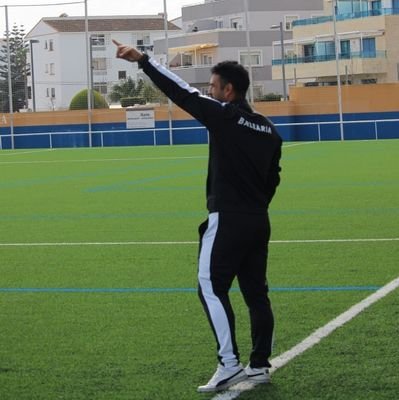Preparador físico deportivo (especialidad fútbol) Técnico en fútbol de campo,Entrenador Nacional N.2, Entrenador C. D. DENIA Juvenil B
C.D DENIA FEMENINO.