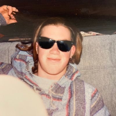 roughchop's profile picture. Let's do politics, or go biking! he/him